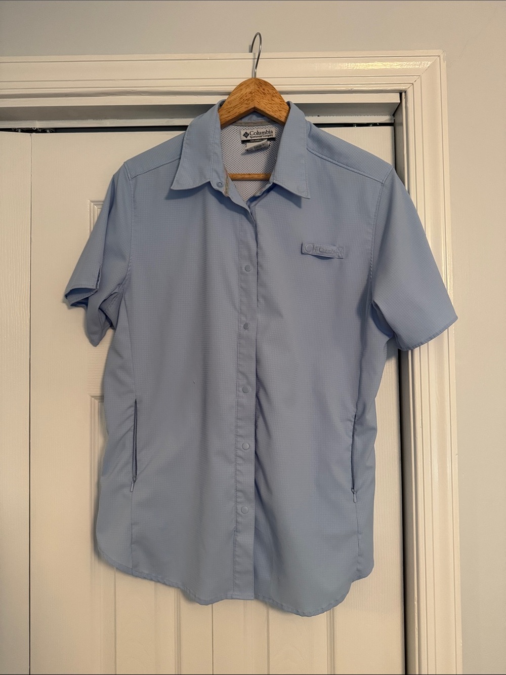 Columbia Womens Light Blue Short Sleeve Button-Down Shirt